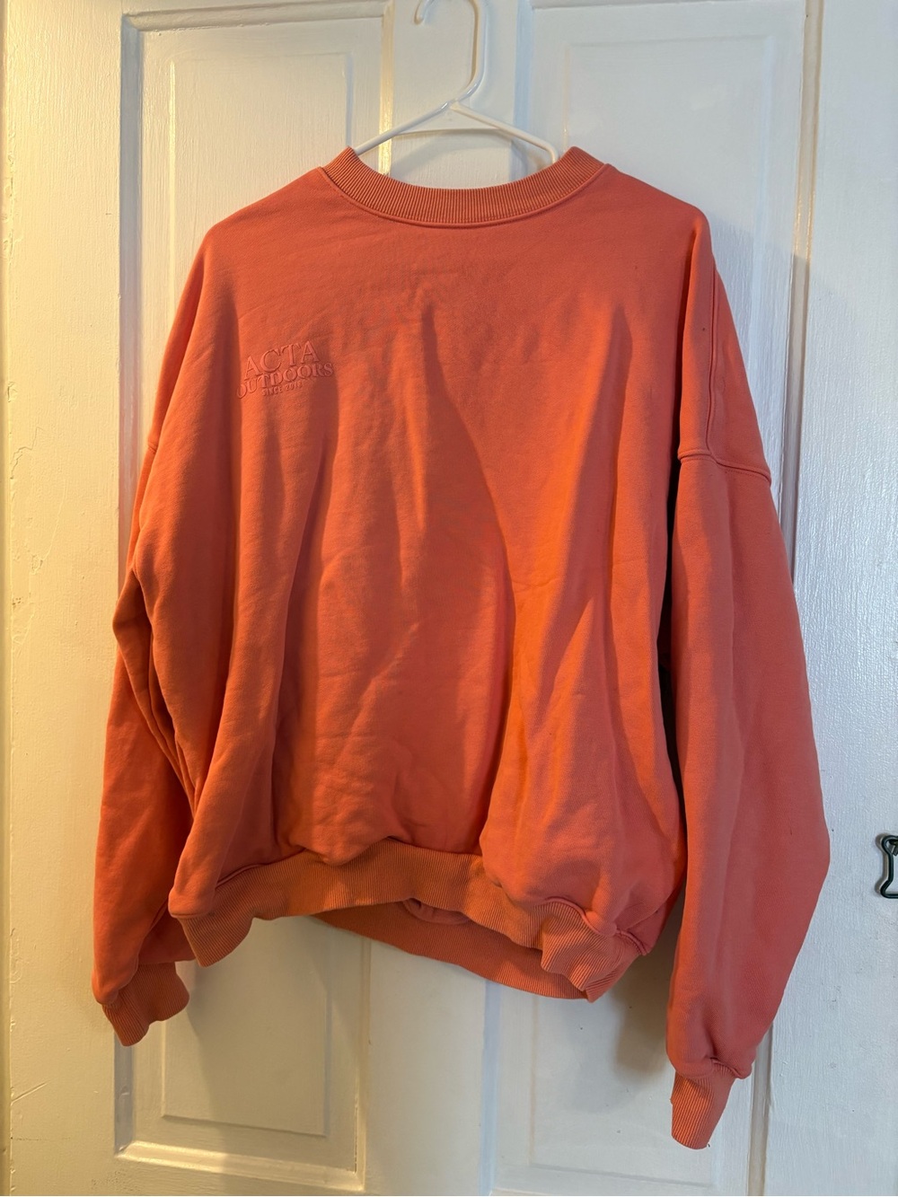 Acts everyday crewneck